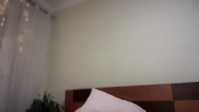 Reddgiirl online show from 04/22/26, 08:26