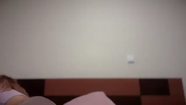 Reddgiirl online show from 11/18/25, 09:12