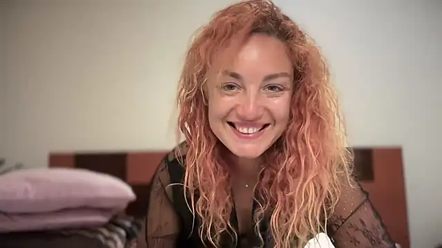 Reddgiirl online show from 04/12/26, 04:21