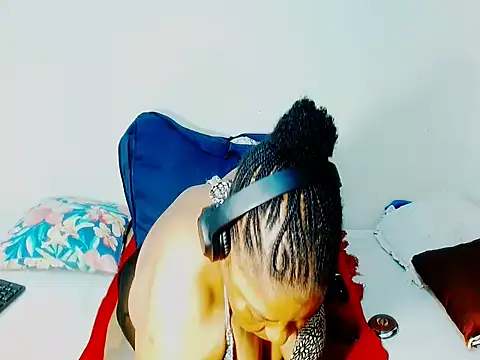 Love-Racheal75 online show from 05/08/26, 05:50