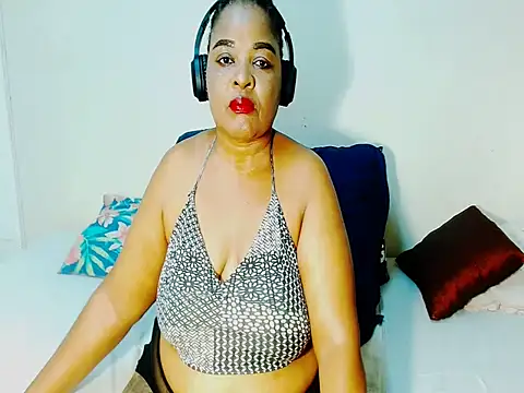 Love-Racheal75 online show from 05/04/26, 10:34