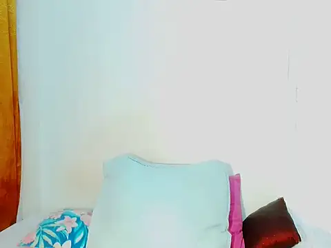 Snapshot of Love-Racheal75 chatting on 06/30/26, 08:14 Love-Racheal75 online show from 06/30/26, 08:14