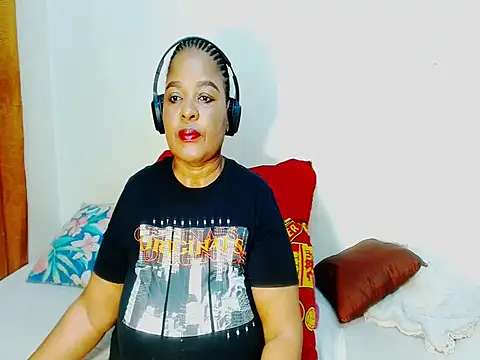 Love-Racheal75 online show from 05/29/26, 04:02