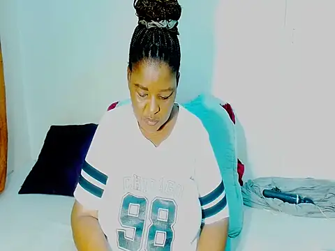 Love-Racheal75 online show from 02/24/26, 04:30