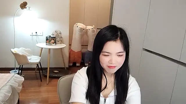 XiaoAnQi online show from 10/25/25, 01:23