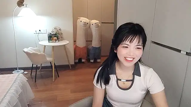 XiaoAnQi online show from 10/11/25, 01:01