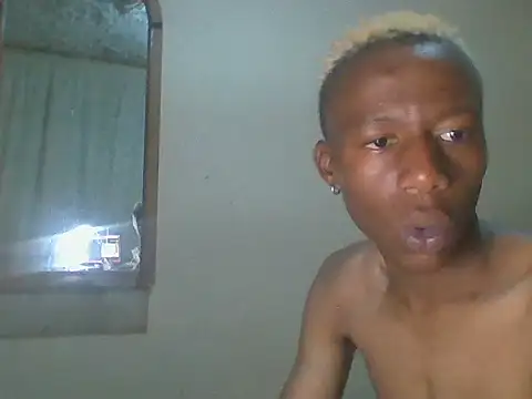 Snapshot of bhutimjongeni chatting on 09/19/25, 05:50 bhutimjongeni online show from 09/19/25, 05:50