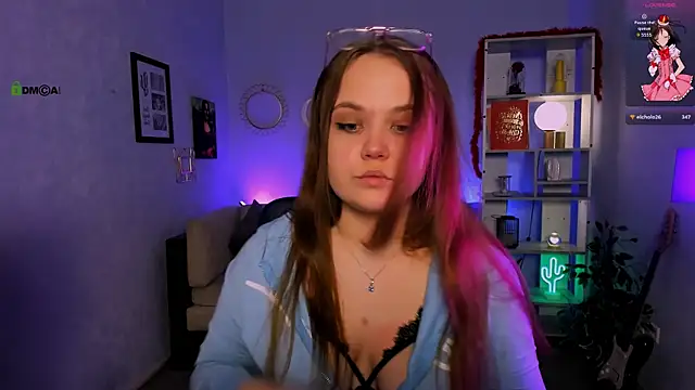 Snapshot of keri_ti chatting on 04/10/26, 12:06 keri ti online show from 04/10/26, 12:06