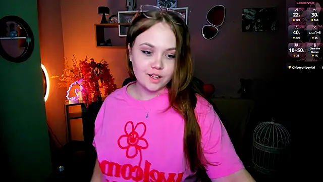 Snapshot of keri_ti chatting on 04/15/26, 07:58 keri ti online show from 04/15/26, 07:58