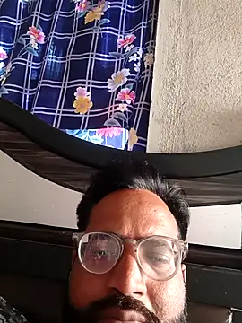 hard boy9455 online show from 12/19/25, 05:21