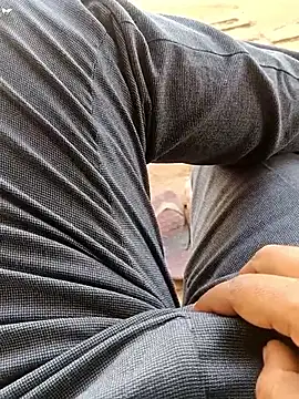 hard boy9455 online show from 04/05/26, 08:10