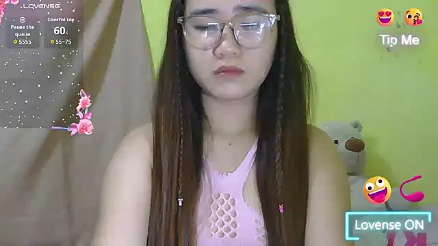 HornyAsian4uxx online show from 03/14/26, 02:01