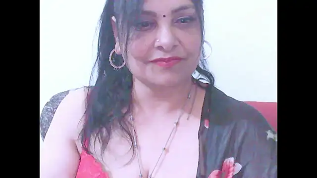 Indiansweetness77 online show from 10/30/25, 10:13