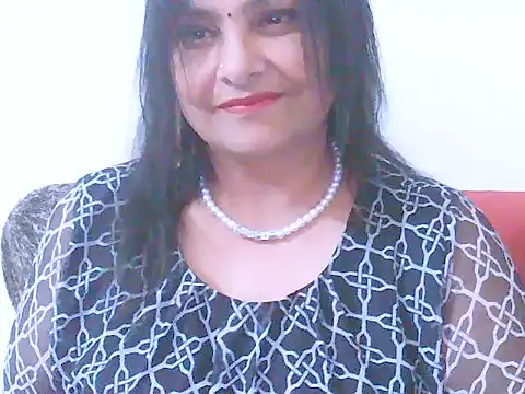 Indiansweetness77 online show from 12/23/25, 08:02