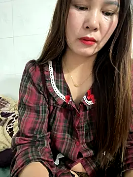 Moan Mary online show from 11/28/25, 05:57