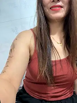 Moan Mary online show from 10/24/25, 03:27