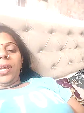 Snapshot of Soniya_Roy chatting on 04/22/26, 08:32 Soniya Roy online show from 04/22/26, 08:32