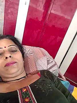 Snapshot of Soniya_Roy chatting on 04/01/26, 06:59 Soniya Roy online show from 04/01/26, 06:59