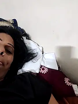 Snapshot of Soniya_Roy chatting on 04/17/26, 02:03 Soniya Roy online show from 04/17/26, 02:03