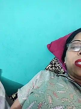 Soniya Roy online show from 10/26/25, 06:25