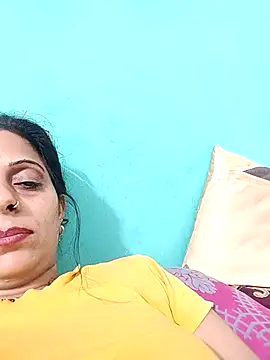 Soniya Roy online show from 10/31/25, 04:14