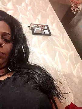Snapshot of Soniya_Roy chatting on 04/21/26, 02:51 Soniya Roy online show from 04/21/26, 02:51