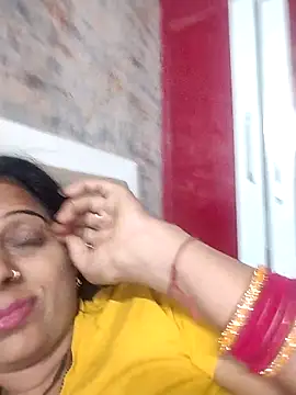 Snapshot of Soniya_Roy chatting on 03/02/26, 02:57 Soniya Roy online show from 03/02/26, 02:57