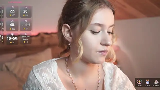 Snapshot of Nerissa_xo chatting on 10/25/25, 07:58 Nerissa xo online show from 10/25/25, 07:58