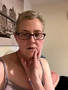 Curvy-Jinx online show from 11/08/25, 09:07