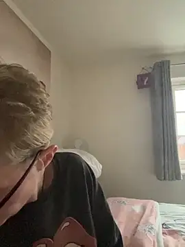 Curvy-Jinx online show from 11/01/25, 03:28