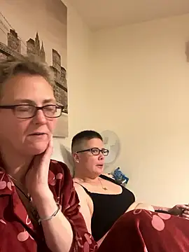 Curvy-Jinx online show from 01/11/26, 08:27