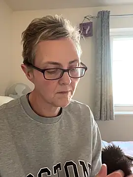 Curvy-Jinx online show from 11/30/25, 01:56