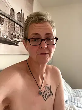 Curvy-Jinx online show from 11/05/25, 09:34