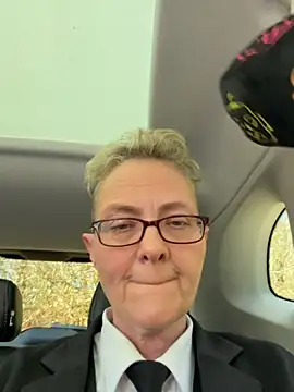 Curvy-Jinx online show from 03/26/26, 11:30