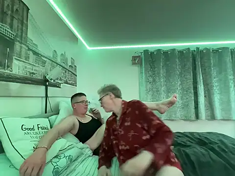 Curvy-Jinx online show from 03/23/26, 08:41