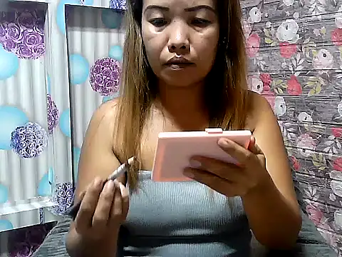 Snapshot of AsianHorny4uxx chatting on 09/12/25, 01:55 AsianHorny4uxx online show from 09/12/25, 01:55