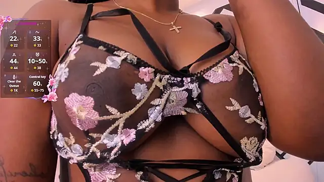 VictoriaKroft online show from 10/23/25, 12:48