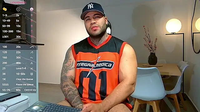 Michael Salens online show from 11/06/25, 10:47