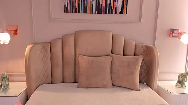 mia kisses2 online show from 11/28/25, 03:07