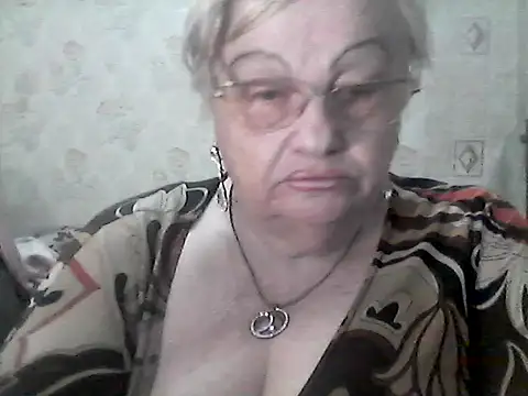 Snapshot of NatalieNorth chatting on 06/18/26, 10:15 NatalieNorth online show from 06/18/26, 10:15