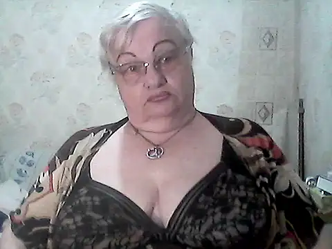 Snapshot of NatalieNorth chatting on 05/15/26, 09:02 NatalieNorth online show from 05/15/26, 09:02