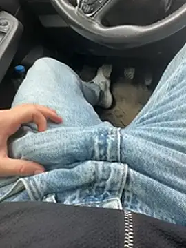 Kratex82 online show from 02/25/26, 12:05