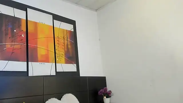MeganRhyder online show from 05/20/26, 03:31