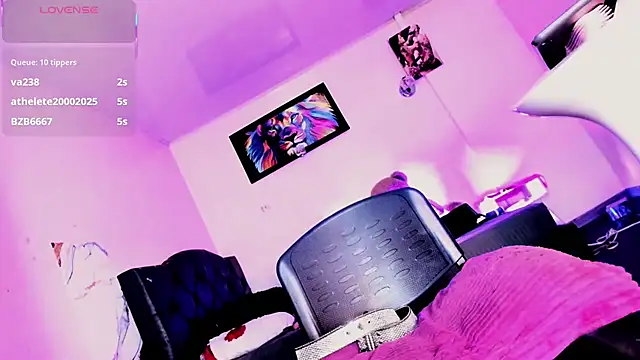 Rossedewitt  online show from 04/15/26, 06:52