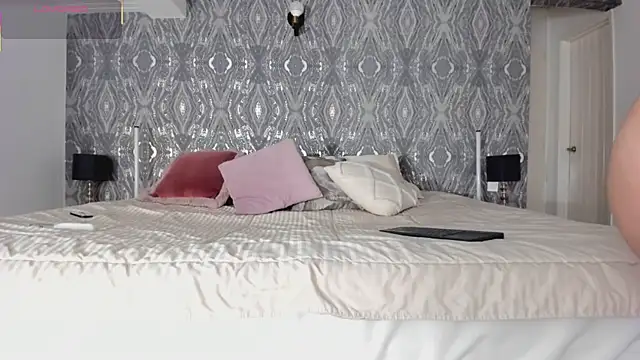 MartinaRizzi online show from 02/23/26, 08:31