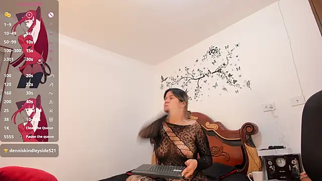 Sophy Sheikh online show from 04/13/26, 08:35