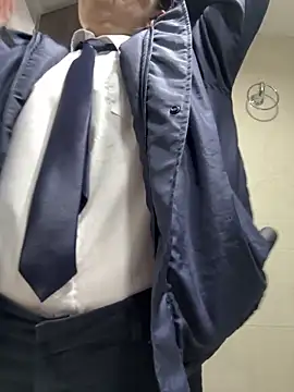 Snapshot of SUSY__06 chatting on 02/11/26, 12:05 SUSY 06 online show from 02/11/26, 12:05