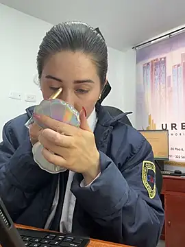 Snapshot of SUSY__06 chatting on 01/15/26, 12:08 SUSY 06 online show from 01/15/26, 12:08