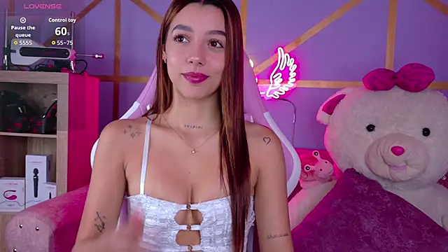 Snapshot of Chloegi__ chatting on 11/12/25, 03:27 Chloegi online show from 11/12/25, 03:27