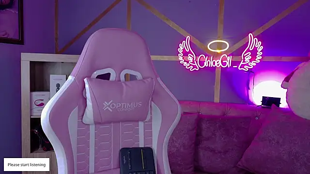 Snapshot of Chloegi__ chatting on 09/11/25, 11:54 Chloegi online show from 09/11/25, 11:54